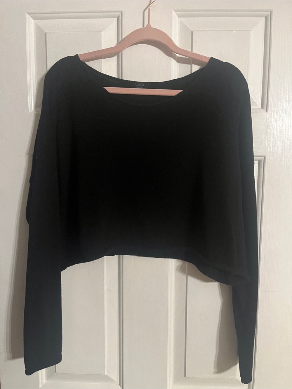 Like NEW crop sweater